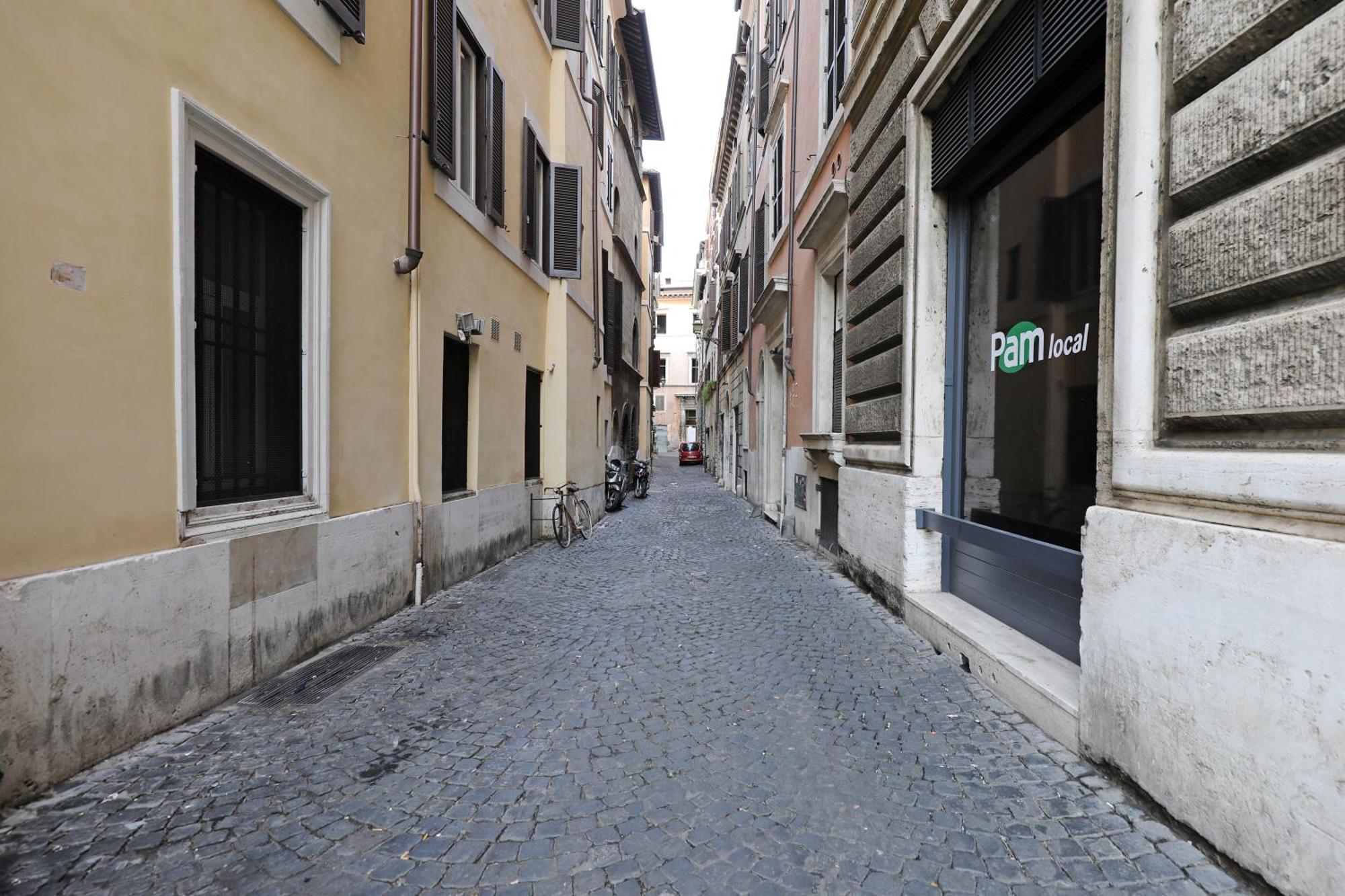 Piazza Navona Apartment *